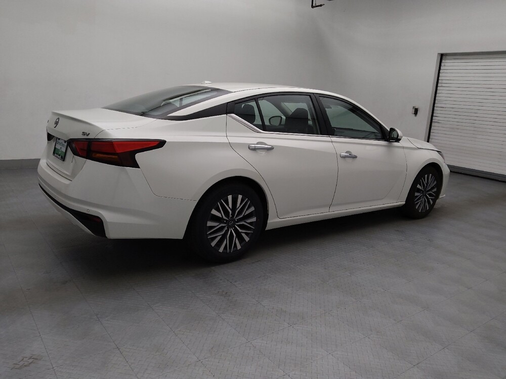 2023 Nissan Altima in Raleigh, NC 27604 - 18106076 10