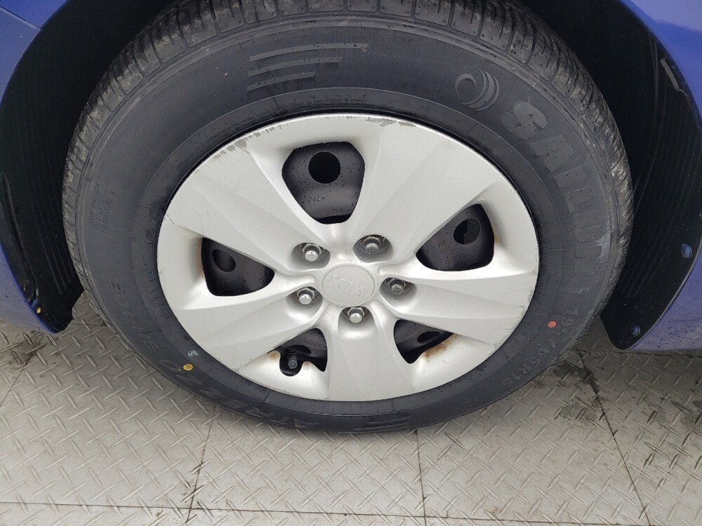 2017 Kia Forte in Greenville, NC 27834 - 18106079 31