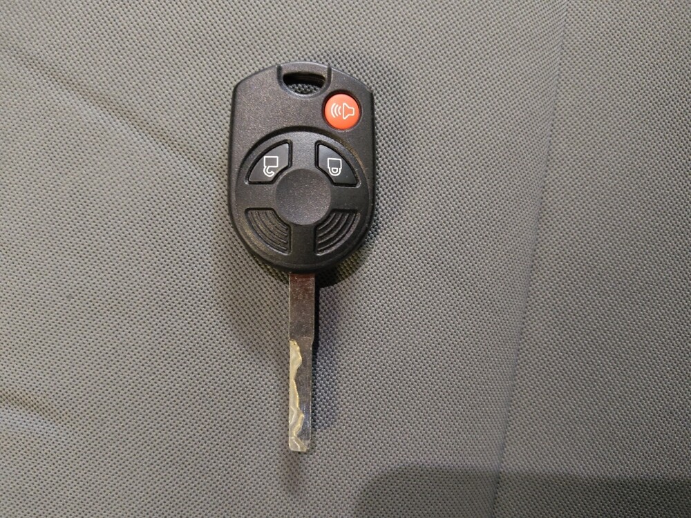 2016 Ford Escape in Greenville, SC 29607 - 18106084 32