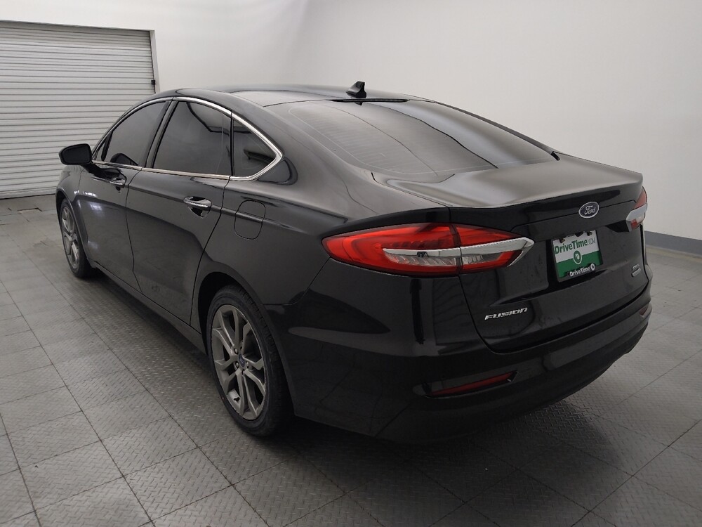 2019 Ford Fusion in Houston, TX 77074 - 18106100 5