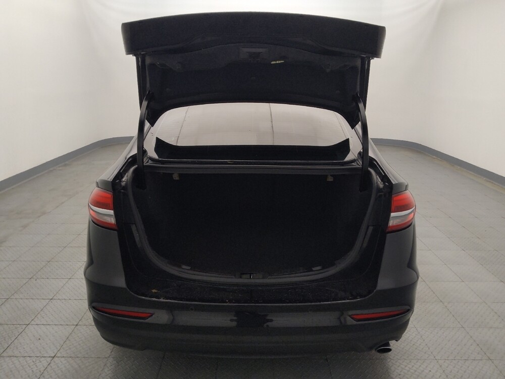 2019 Ford Fusion in Houston, TX 77074 - 18106100 29
