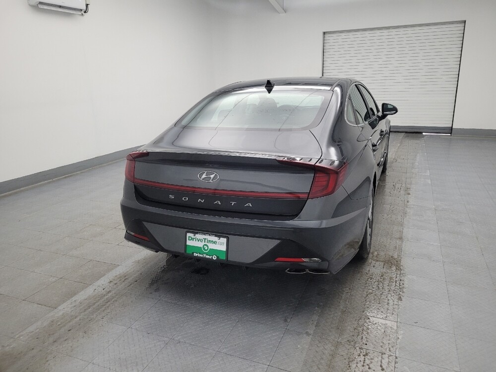 2023 Hyundai Sonata in Fairfield, OH 45014 - 18106114 7