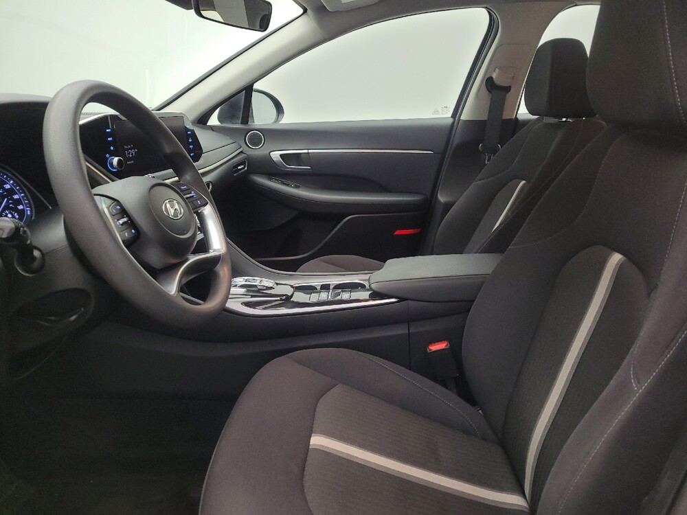 2023 Hyundai Sonata in Fairfield, OH 45014 - 18106114 17