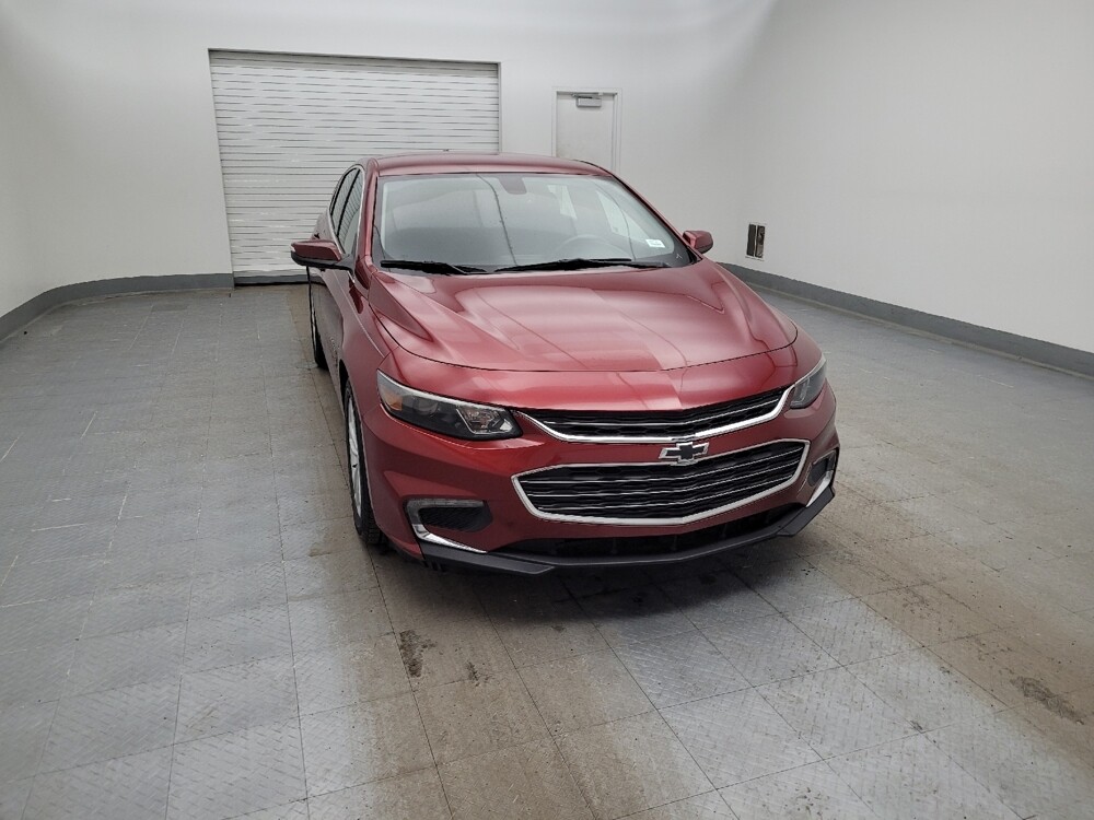 2018 Chevrolet Malibu in Cincinnati, OH 45255 - 18106115 14