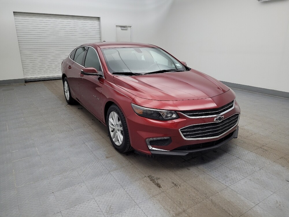 2018 Chevrolet Malibu in Cincinnati, OH 45255 - 18106115 13