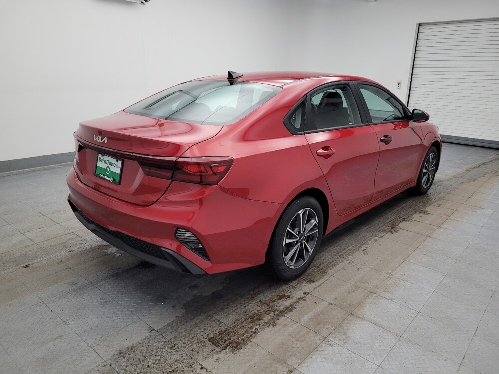 2024 Kia Forte in Fairfield, OH 45014 - 18106116 9