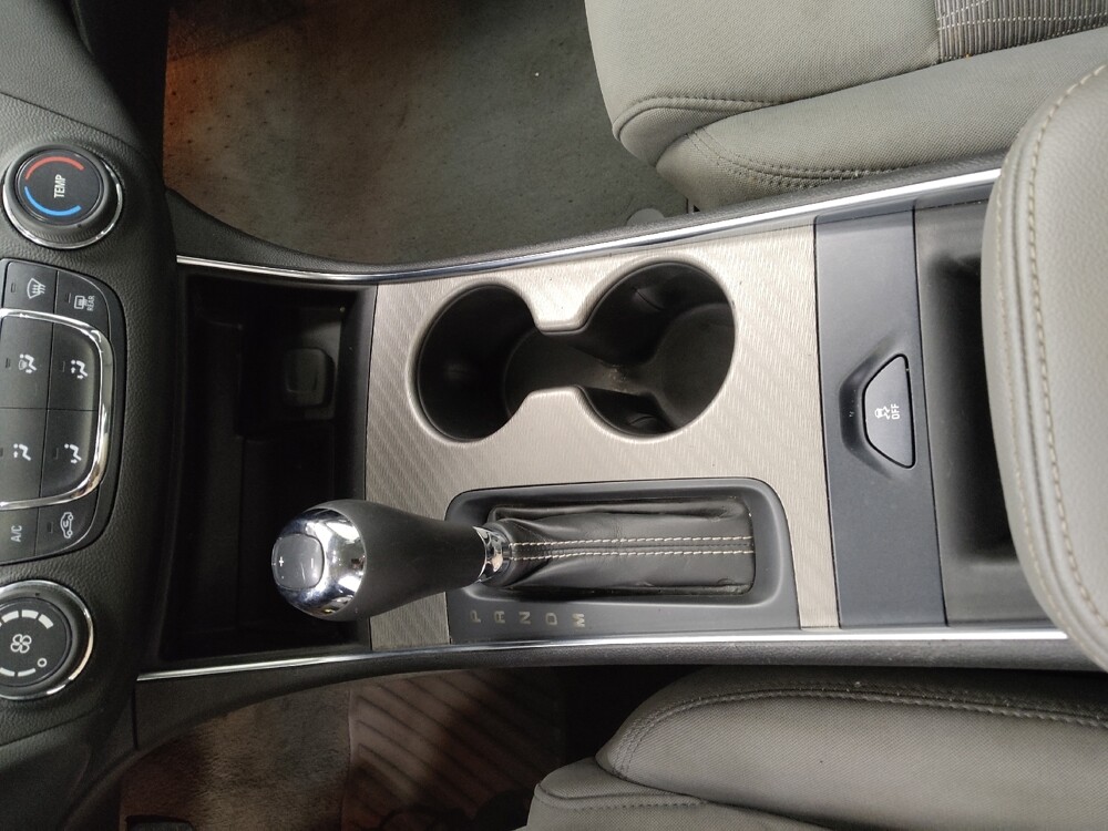 2017 Chevrolet Impala in St. Louis, MO 63125 - 18106118 26