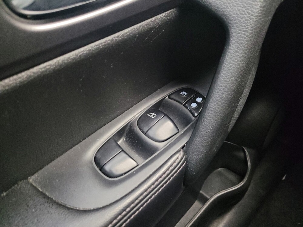 2016 Nissan Rogue in St. Louis, MO 63125 - 18106125 27