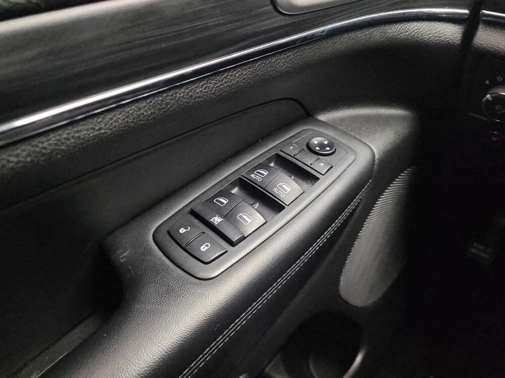 2020 Jeep Grand Cherokee in Grand Rapids, MI 49508 - 18106129 27