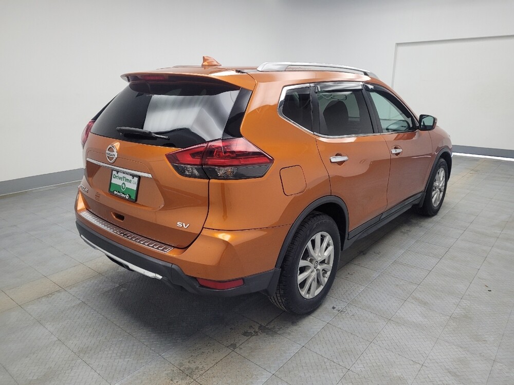 2018 Nissan Rogue in Memphis, TN 38115 - 18106136 9