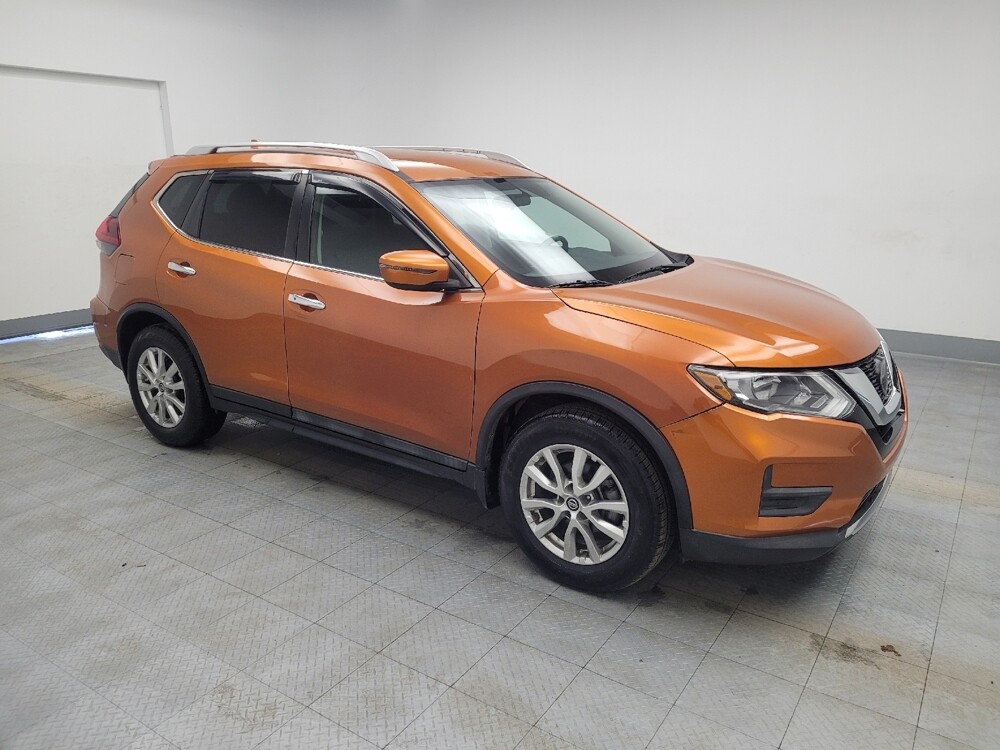 2018 Nissan Rogue in Memphis, TN 38115 - 18106136 11