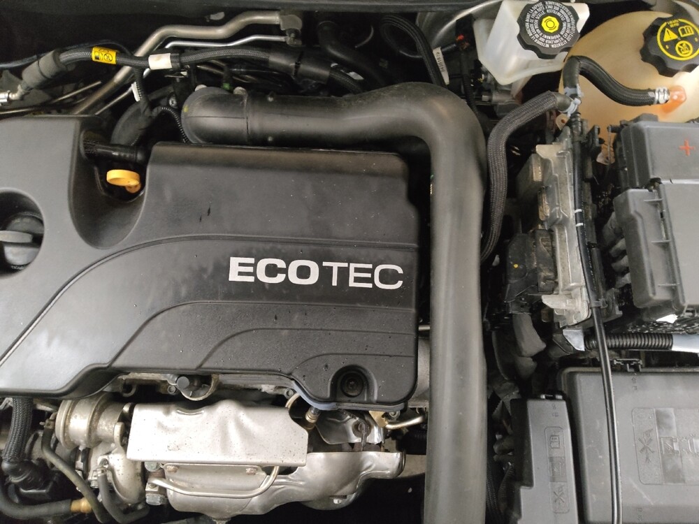 2020 Chevrolet Equinox in Fairfield, OH 45014 - 18106142 30