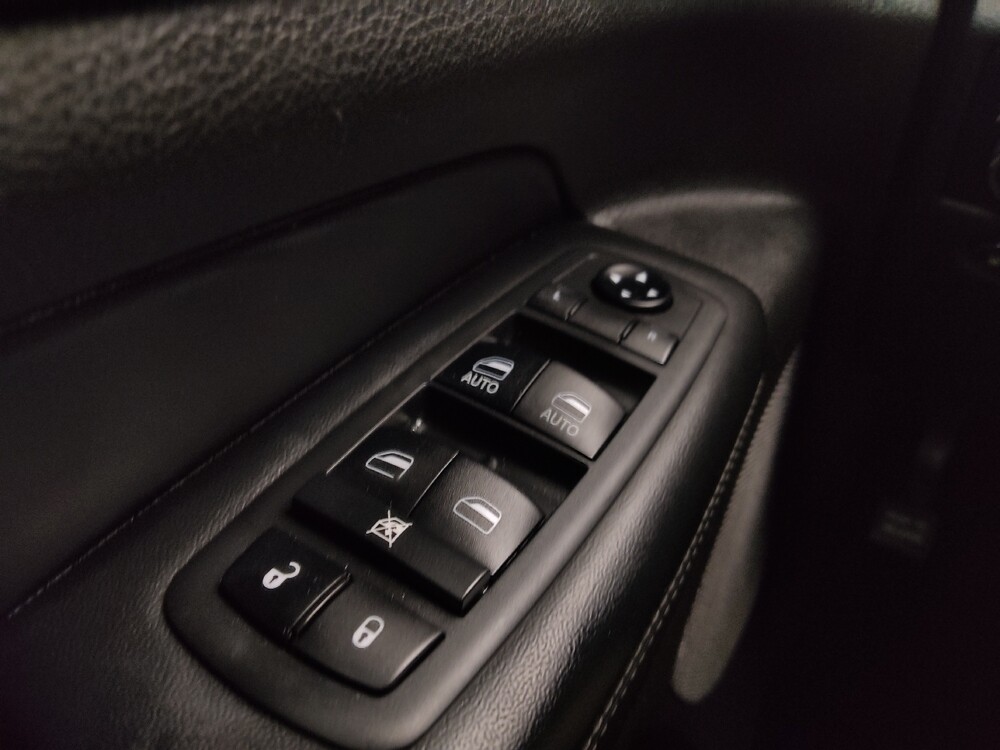 2019 Jeep Grand Cherokee in St. Louis, MO 63136 - 18106143 27