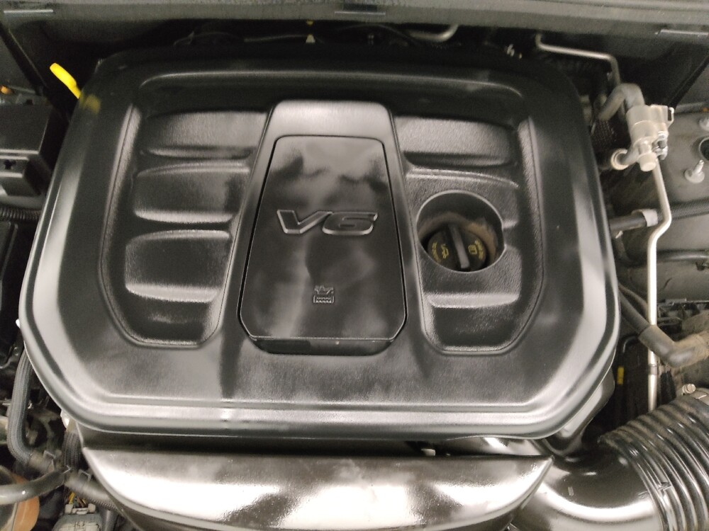 2019 Jeep Grand Cherokee in St. Louis, MO 63136 - 18106143 30