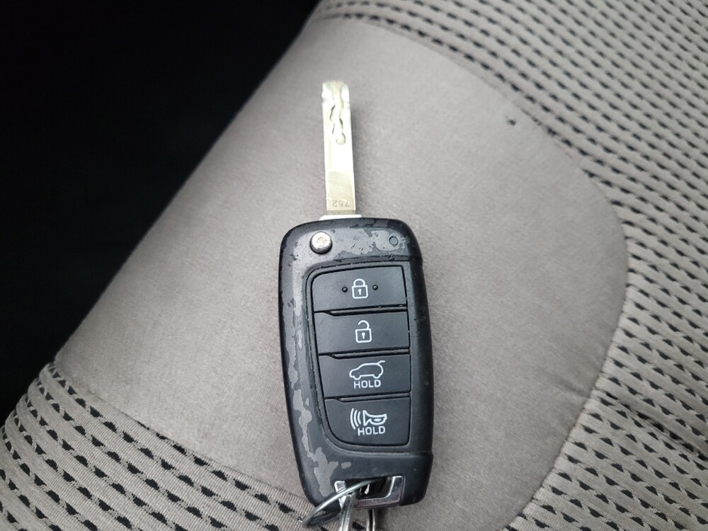 2019 Hyundai Santa Fe in Maple Heights, OH 44137 - 18106151 32