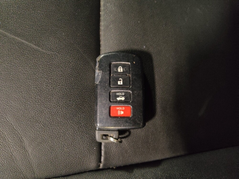 2017 Toyota Camry in Pensacola, FL 32505 - 18106159 32