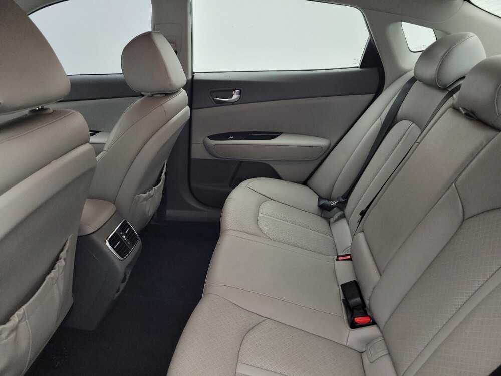 2016 Kia Optima in Greenville, SC 29607 - 18106165 18