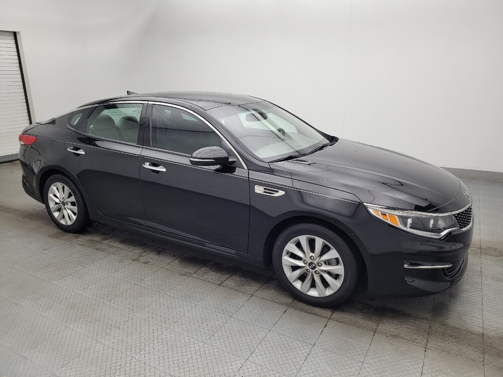 2016 Kia Optima in Greenville, SC 29607 - 18106165 11