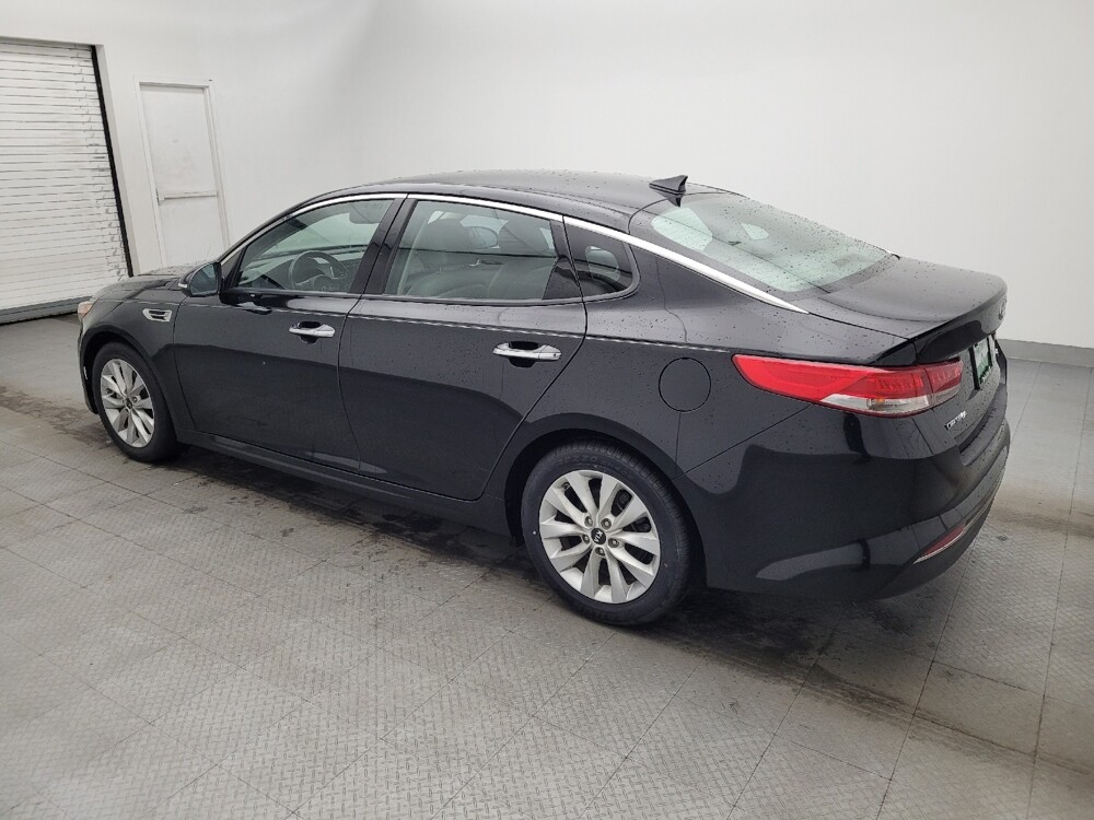 2016 Kia Optima in Greenville, SC 29607 - 18106165 3