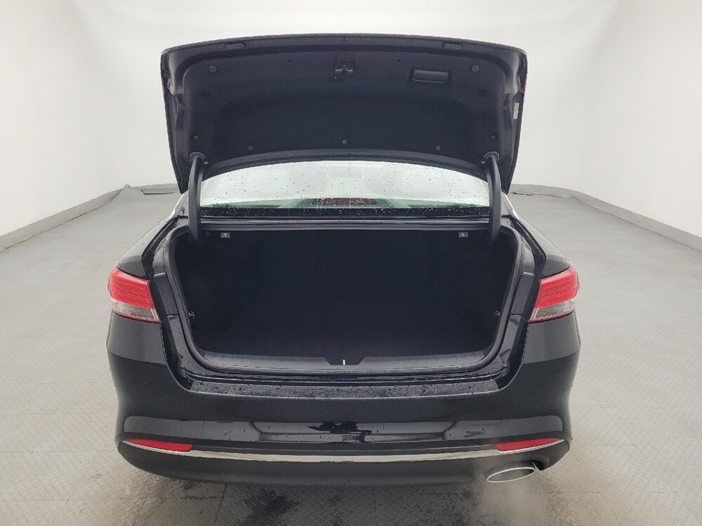 2016 Kia Optima in Greenville, SC 29607 - 18106165 29