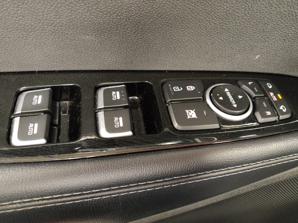 2019 Kia Sorento in Columbia, SC 29210 - 18106167 27