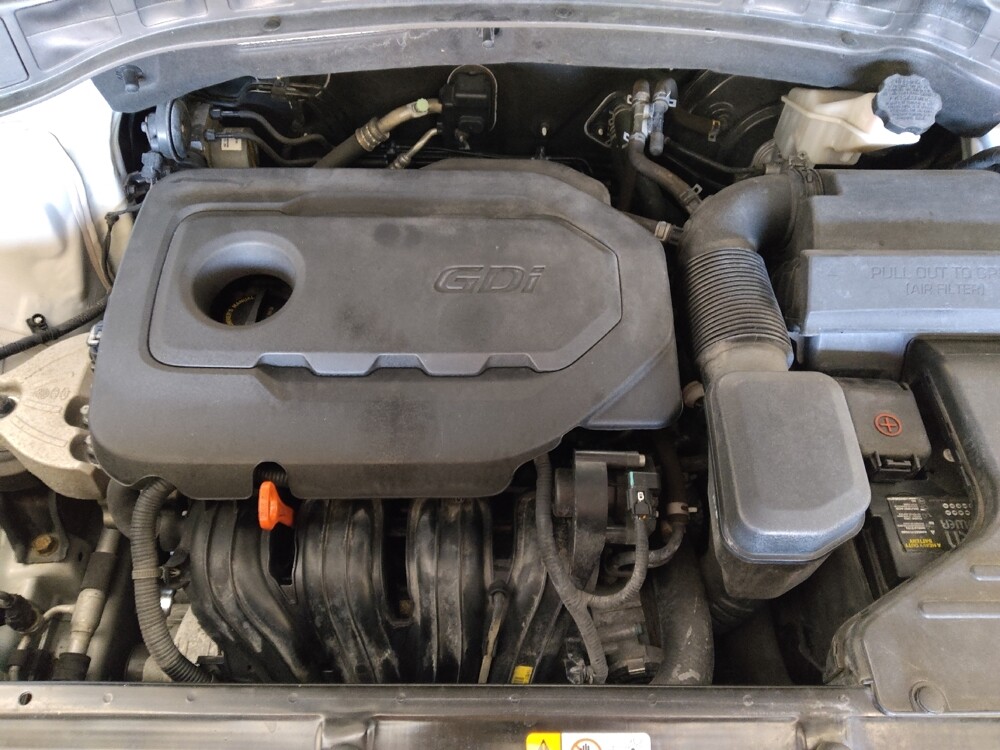 2018 Hyundai Santa Fe in Birmingham, AL 35215 - 18106174 30