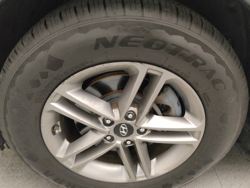 2018 Hyundai Santa Fe in Birmingham, AL 35215 - 18106174 31