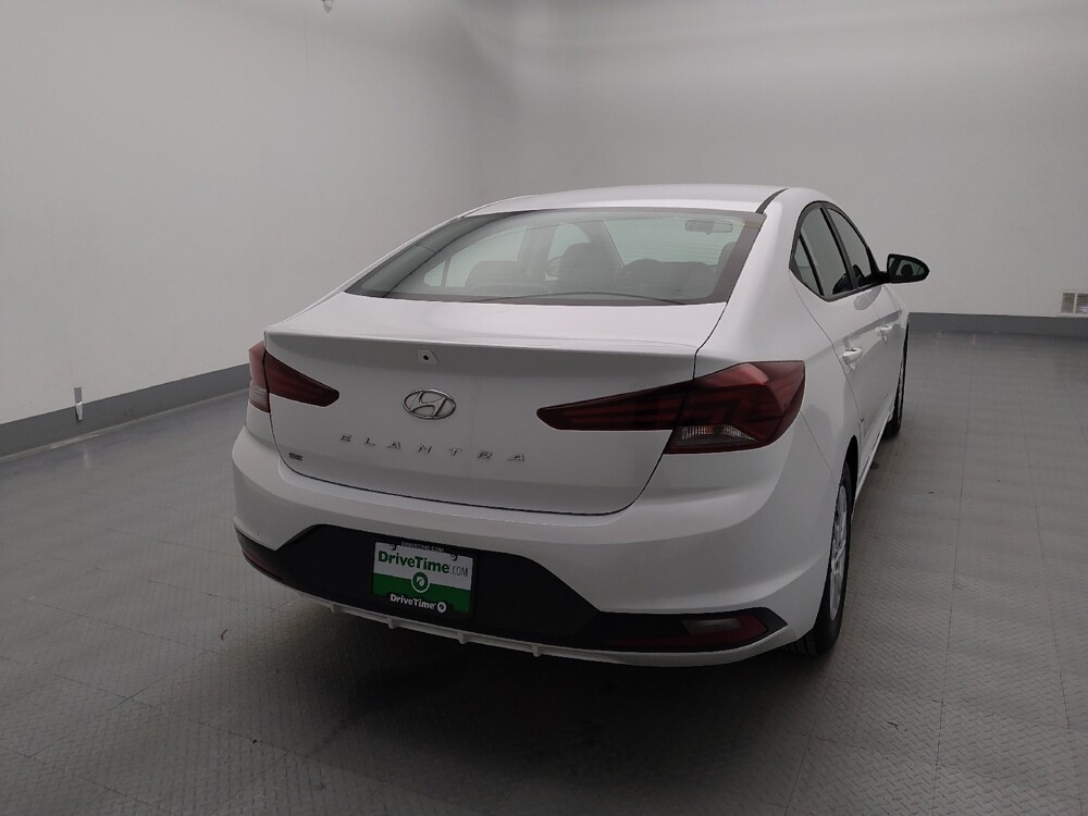 2019 Hyundai Elantra in Independence, MO 64055 - 18106176 7