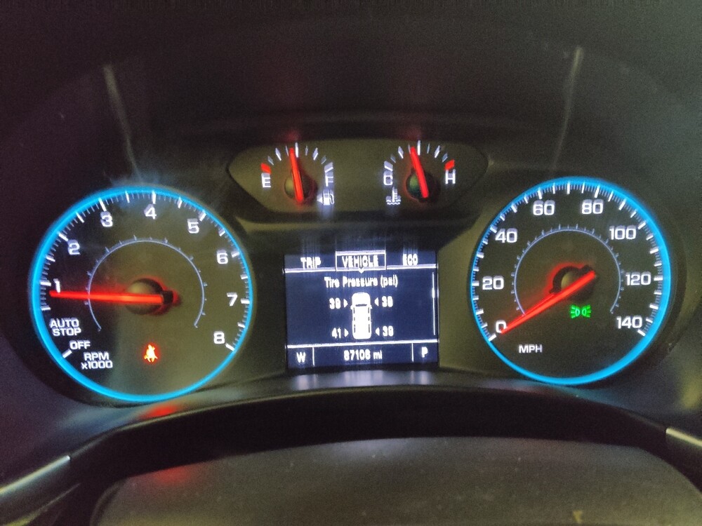 2018 Chevrolet Equinox in Columbia, SC 29210 - 18106185 23