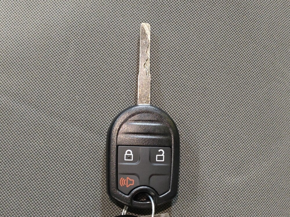 2016 Ford Escape in Arlington, TX 76011 - 18106197 32