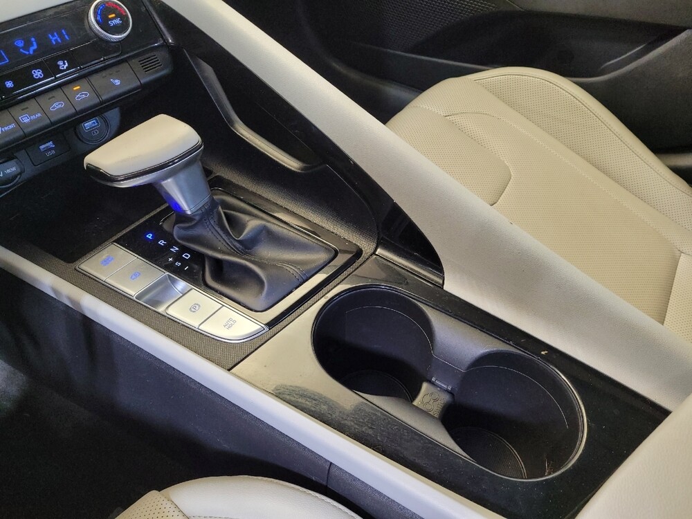 2022 Hyundai Elantra in Fairfield, OH 45014 - 18106202 26