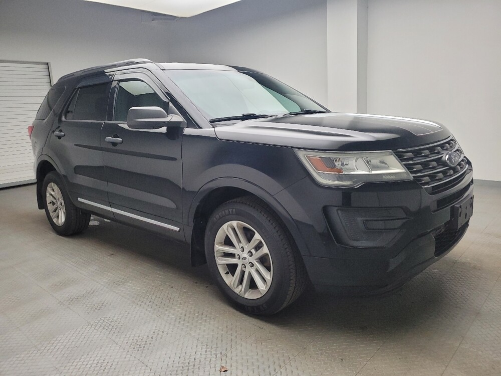 2017 Ford Explorer in Taylor, MI 48180 - 18106205 11