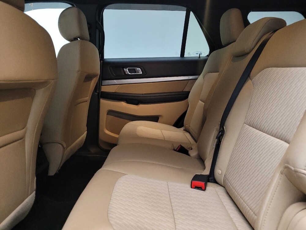 2017 Ford Explorer in Taylor, MI 48180 - 18106205 18