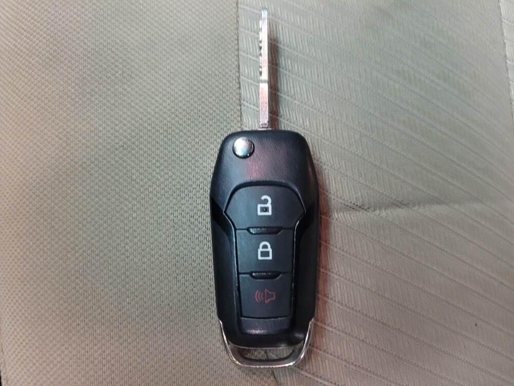 2017 Ford Explorer in Taylor, MI 48180 - 18106205 32