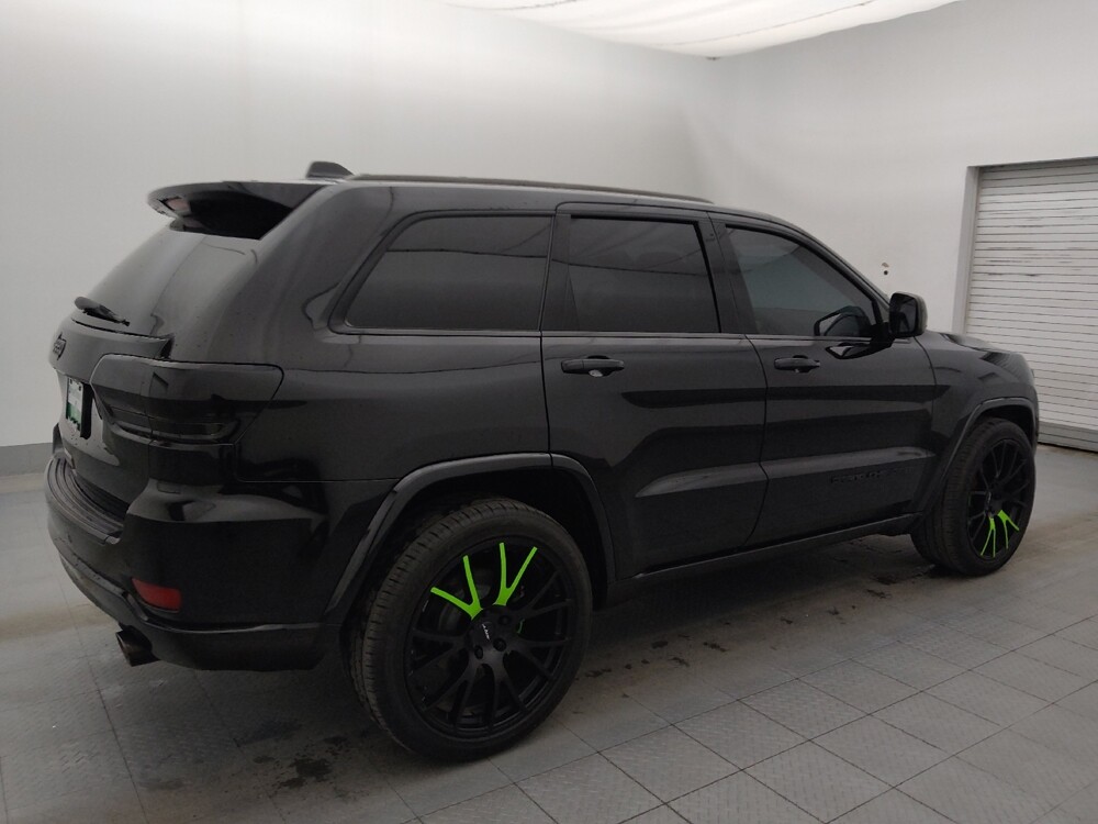 2018 Jeep Grand Cherokee in Tampa, FL 33612 - 18106209 10