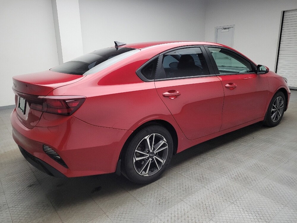 2023 Kia Forte in St. Louis, MO 63125 - 18106219 10