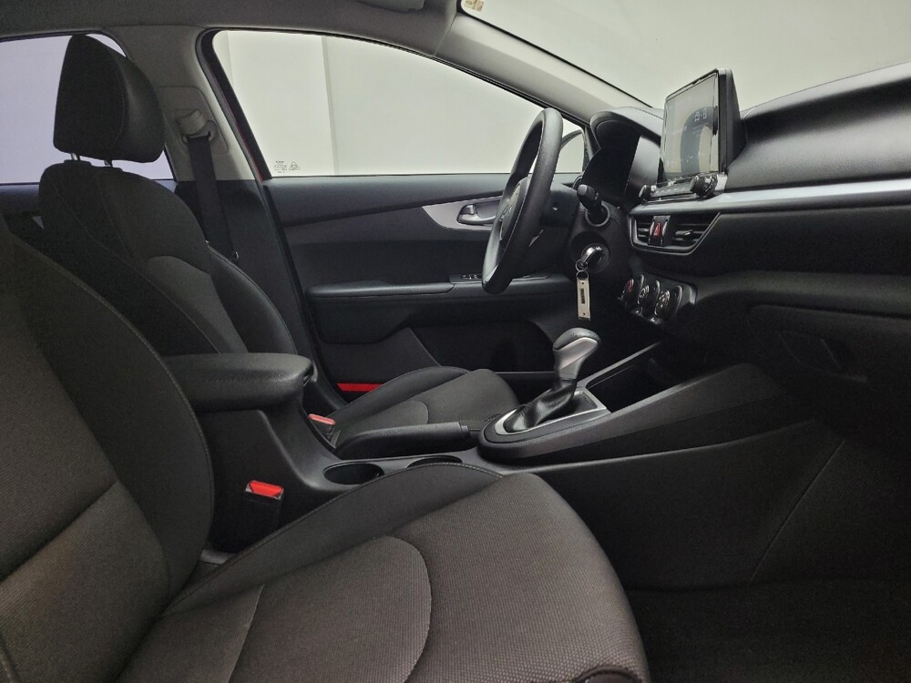 2023 Kia Forte in St. Louis, MO 63125 - 18106219 21