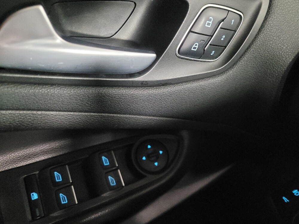 2017 Ford Escape in Athens, GA 30606 - 18106225 27