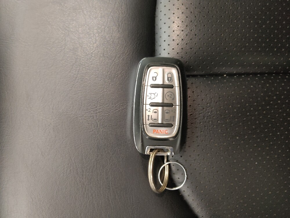 2023 Chrysler Pacifica in Independence, MO 64055 - 18106229 32