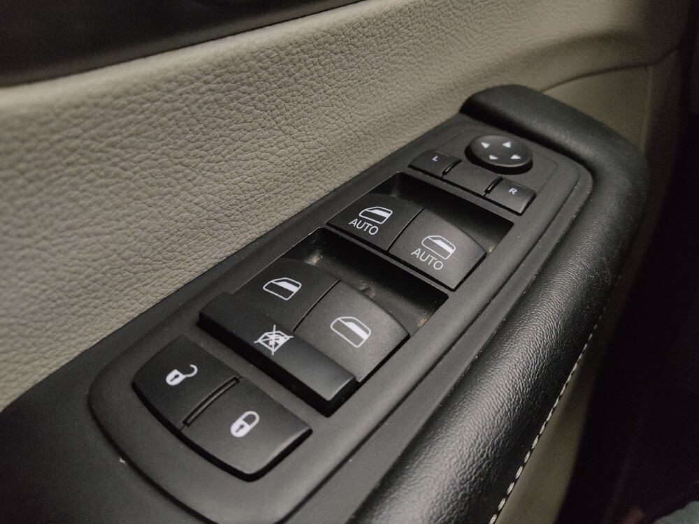 2023 Chrysler Pacifica in Independence, MO 64055 - 18106229 27