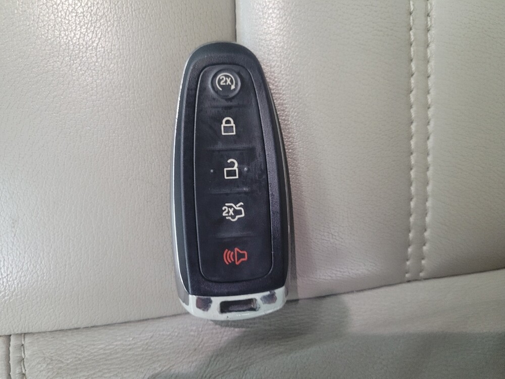 2017 Ford Escape in Memphis, TN 38128 - 18106232 32