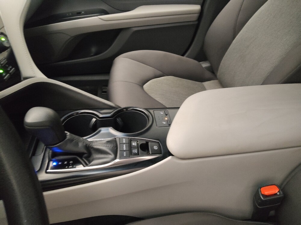 2018 Toyota Camry in Midlothian, IL 60445 - 18106233 26