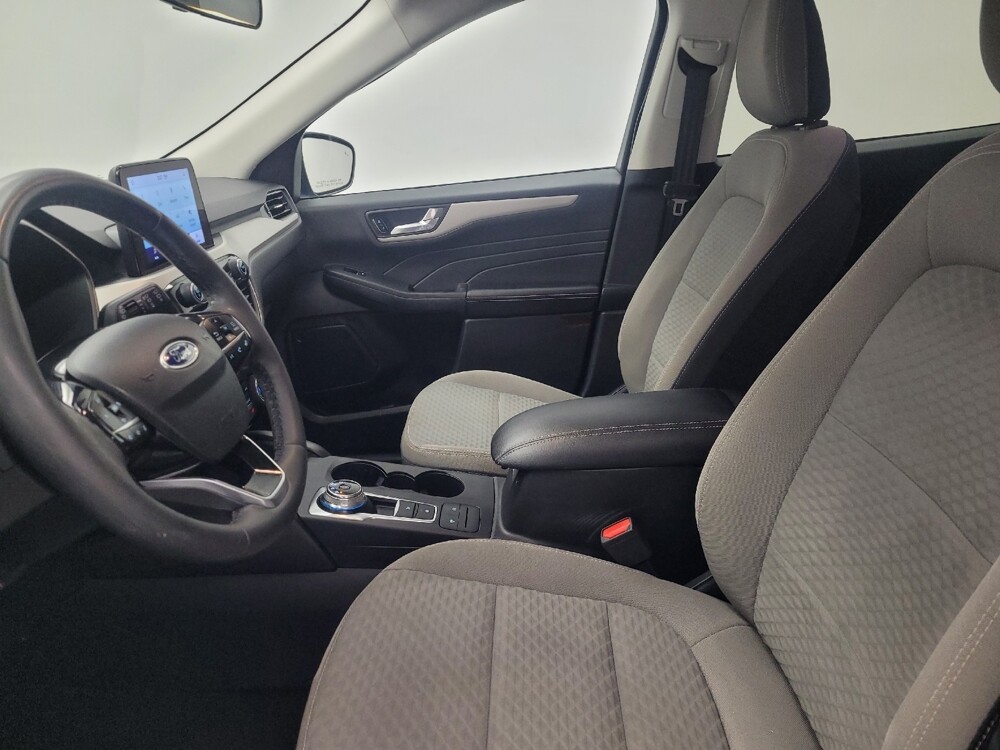 2021 Ford Escape in Memphis, TN 38115 - 18106236 17