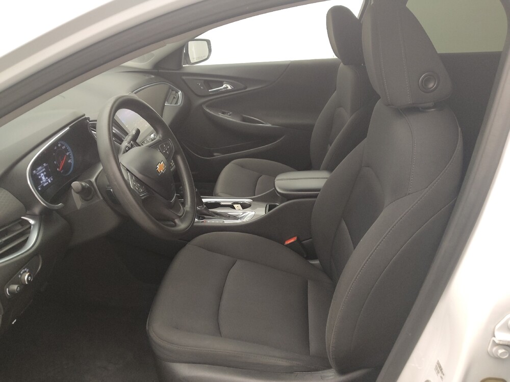 2020 Chevrolet Malibu in Houston, TX 77034 - 18106240 17