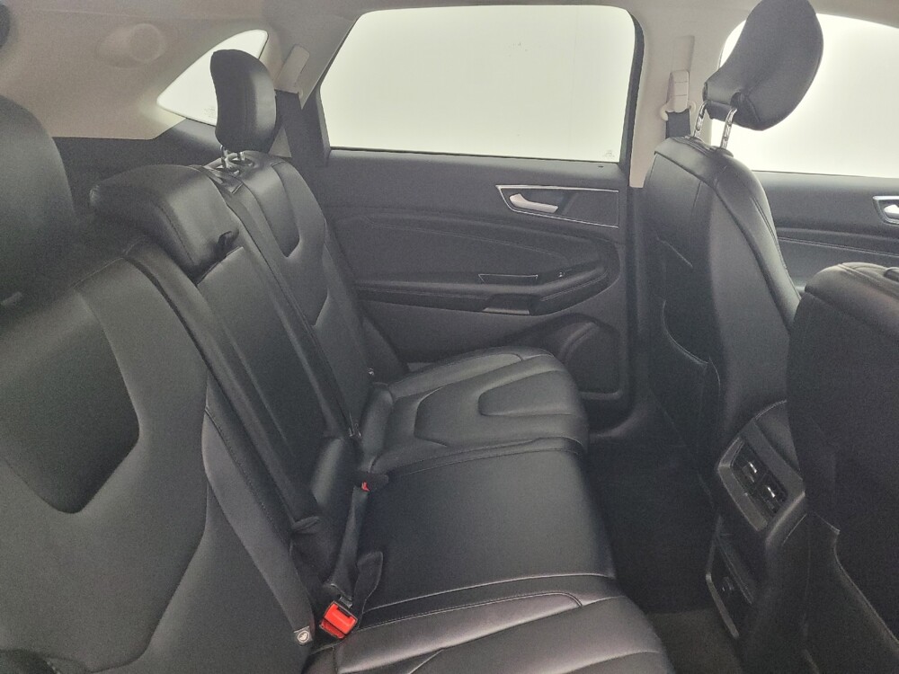 2018 Ford Edge in Raleigh, NC 27604 - 18106242 19