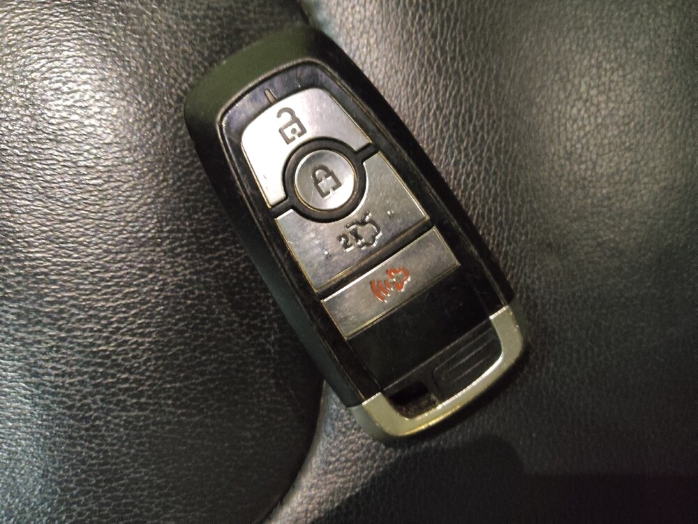 2018 Ford Edge in Raleigh, NC 27604 - 18106242 32