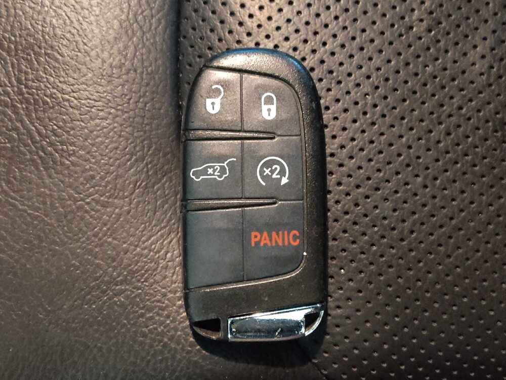 2018 Jeep Compass in Charlotte, NC 28273 - 18106243 32