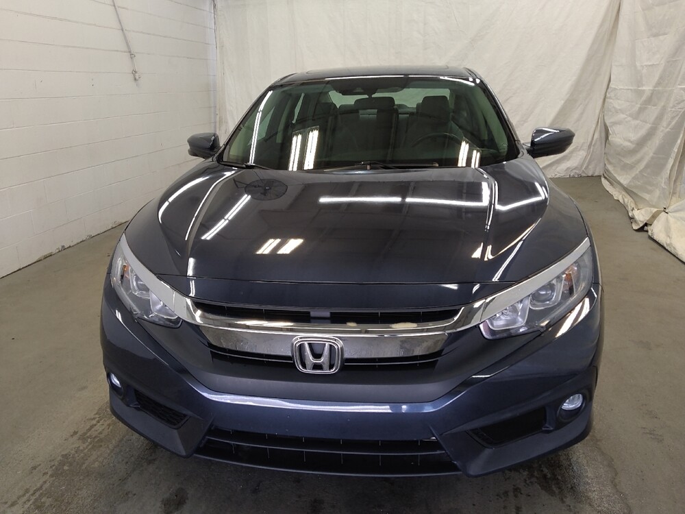 2018 Honda Civic in Fairfield, OH 45014 - 18106250 15