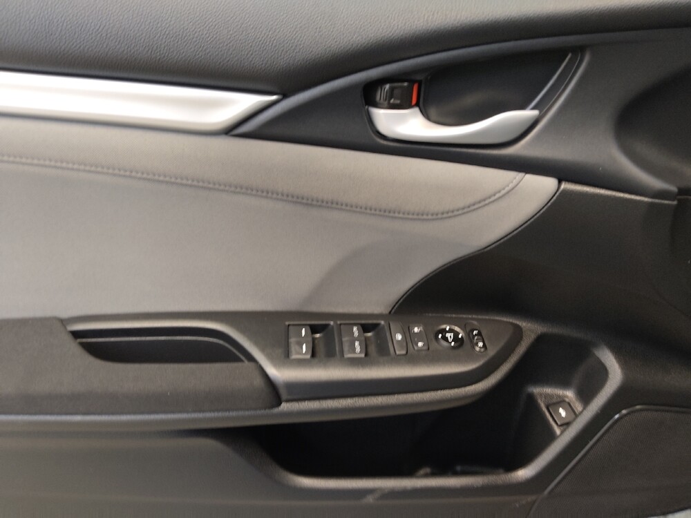 2018 Honda Civic in Fairfield, OH 45014 - 18106250 27