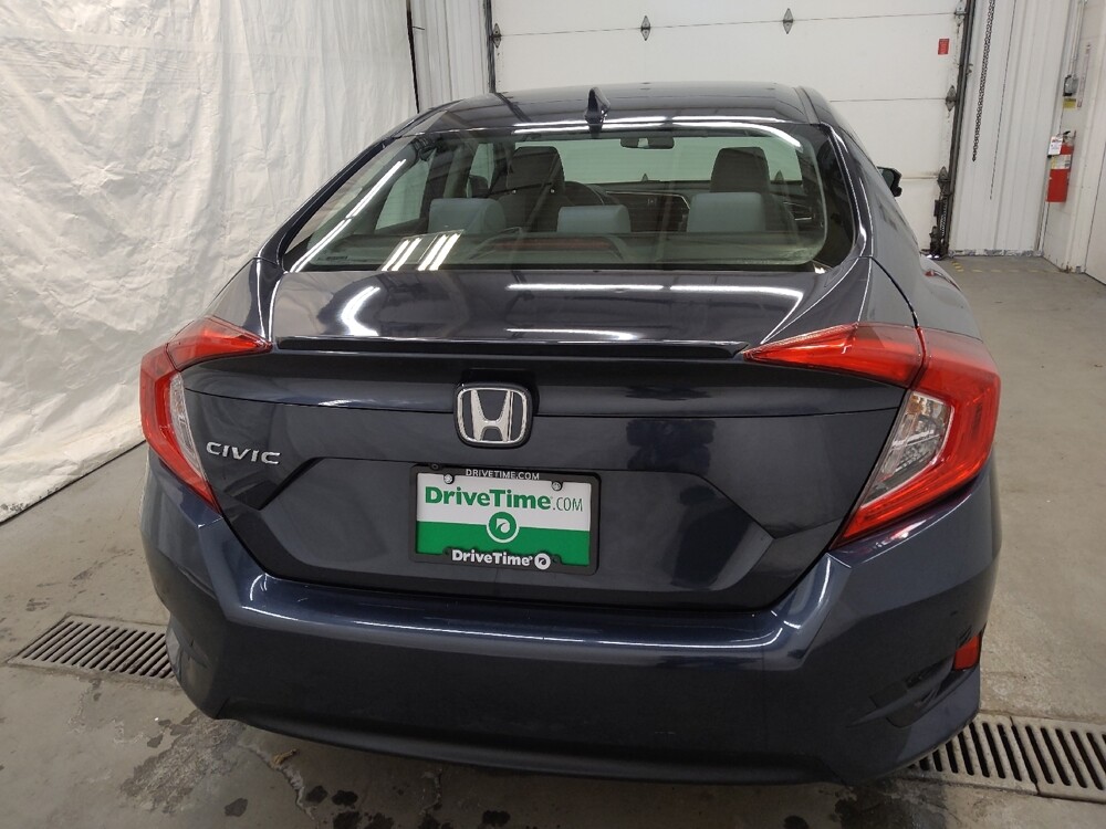 2018 Honda Civic in Fairfield, OH 45014 - 18106250 7